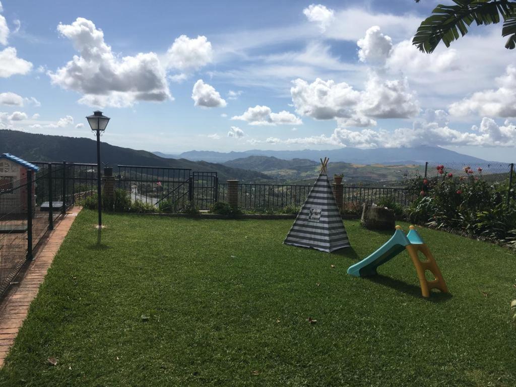 Вилла Casa Paca Perea Малага Экстерьер фото